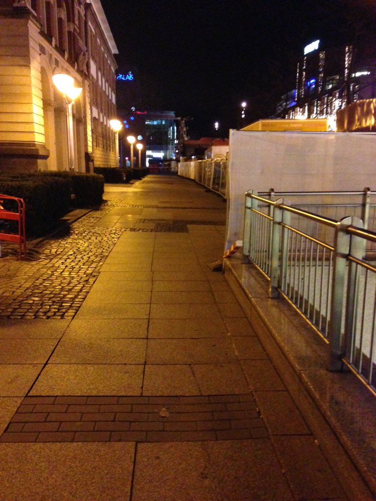 sm1brn's tweet image. #Duisburg #Bombenstimmung