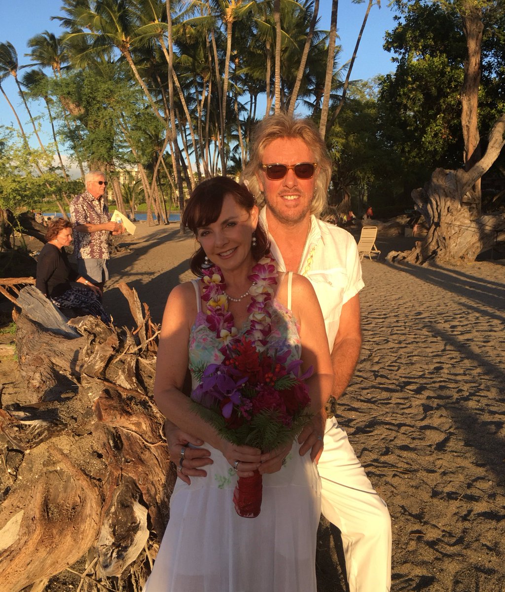 Peter Beckett Player Married Status