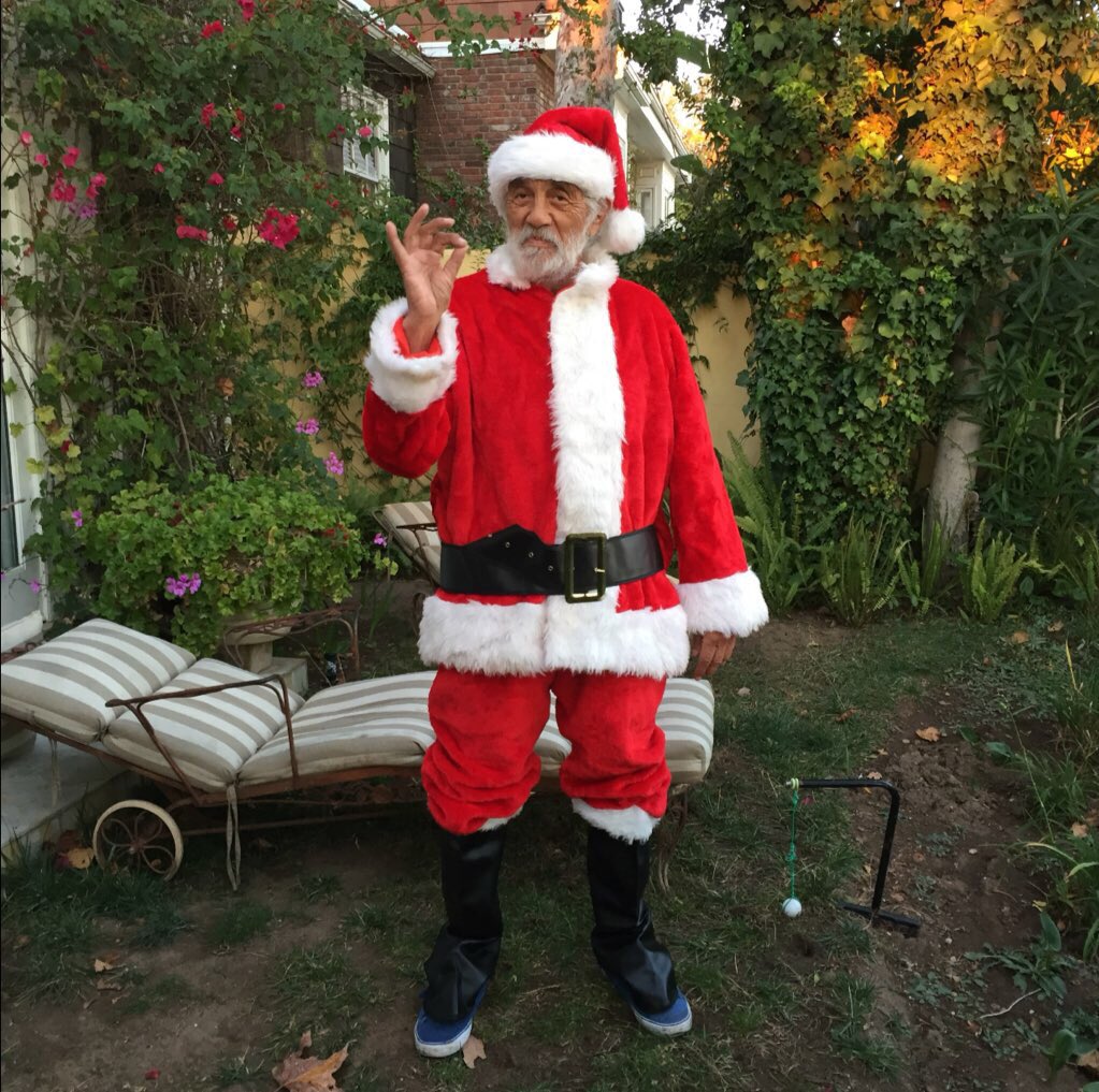 tommychong's tweet photo. When the spirit of the holidays hits you https://t.co/lgagC8NeVx