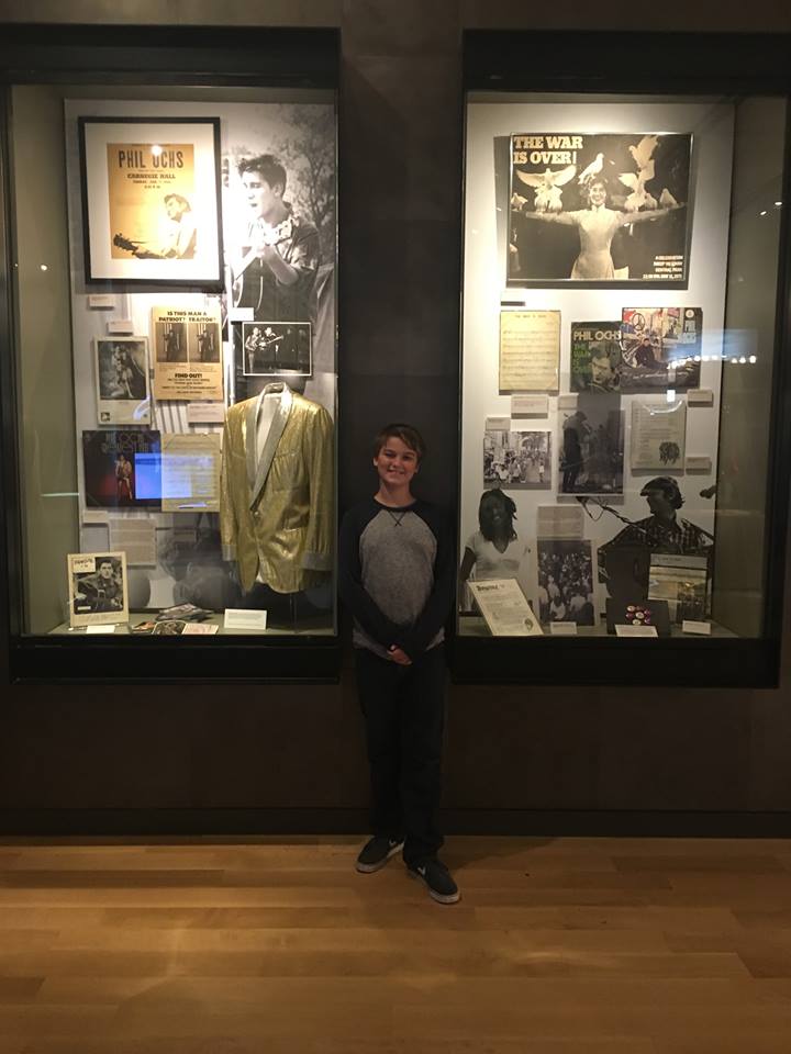 WoodyGuthrieCtr's tweet photo. Phil Ochs' grandson @WGC for Phil's 75th bday--awesome photos! #familylegacy @tmorello @billybragg @meeganleeochs https://t.co/QlwlHhGnLy