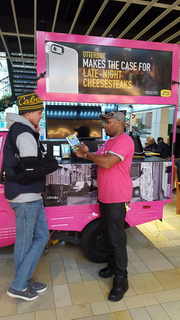 tmophilly's tweet photo. He just found the perfect gift for his mom! An #otterbox to protect her #iphone! @PlyMtgMall @TMobile @bennycohen https://t.co/zZJE81Fozi