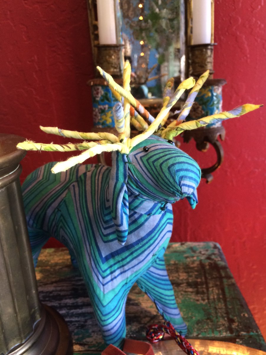 ConchitaStore's tweet photo. Run, run, Rudolph - and adopt a handmade reindeer today! It makes for festive #decor or a cute #StockingStuffer 😊 https://t.co/sH04KKddcZ