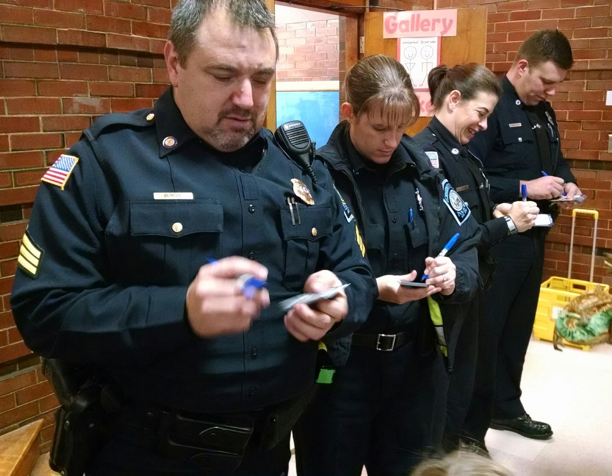 Greenfield PD shared signed CopCards at Four Corners today. Great idea and a big hit with the kids!
