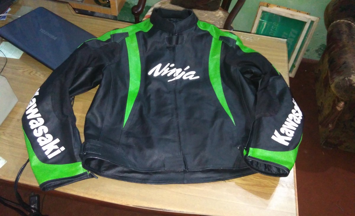 sports_store471's tweet photo. Get racing apparel with your custom logo and your own choice color design 
https://t.co/oMAVu1lcrF #Racing https://t.co/ENTRE0G5lT