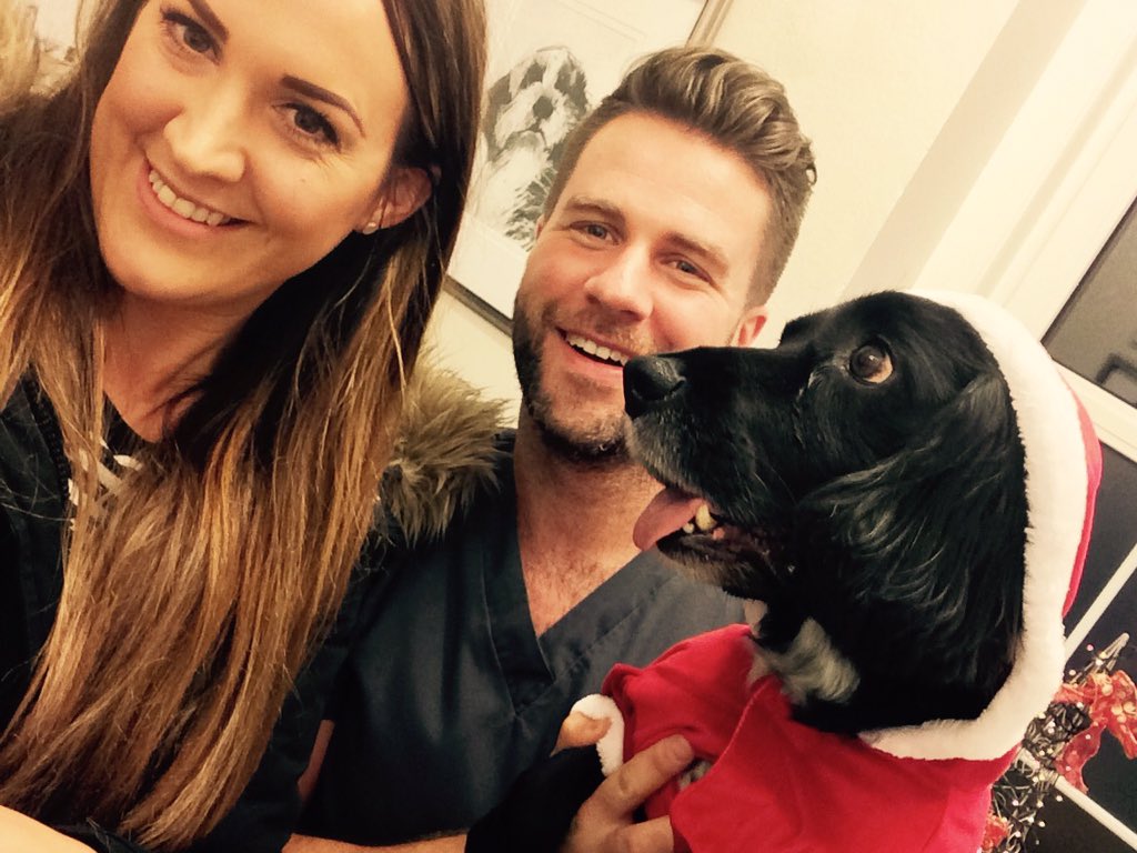 A visit from a fave client with her gorgeous Flo in a Christmas outfit reminds me why I love my job!! #vet #bezzies