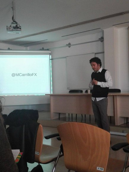 AleatorioEl's tweet photo. Aymerich y Carrillo inspiran a los estudiantes con sus trayectorias profesionales https://t.co/xwPJR3enWE https://t.co/4PNxbS0gfS