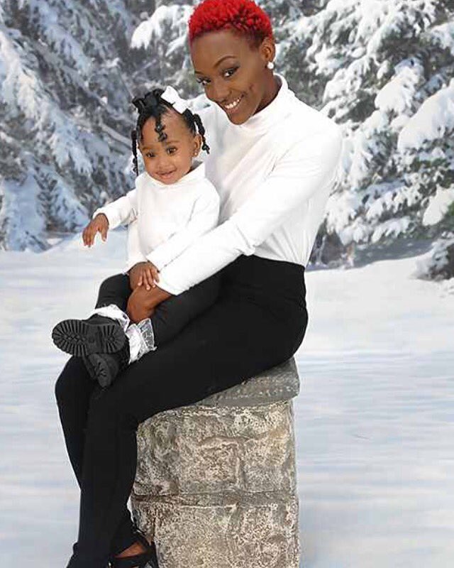 choxfineass's tweet photo. Christmas pictures yesterday was successful.. ❤️😍 I love my Kaidyn😘 https://t.co/0gGKsJn83J