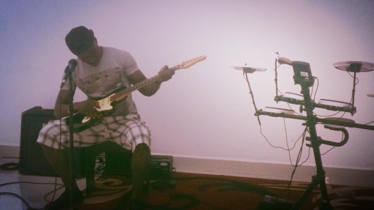 PeeTolo's tweet image. 