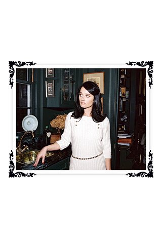 SuperLizeM's tweet photo. 3/8 #RobinTunney for #BuiltByWendy #Fall2007 #shooting #photohoot #mode #fashion https://t.co/0HUETO3lsE