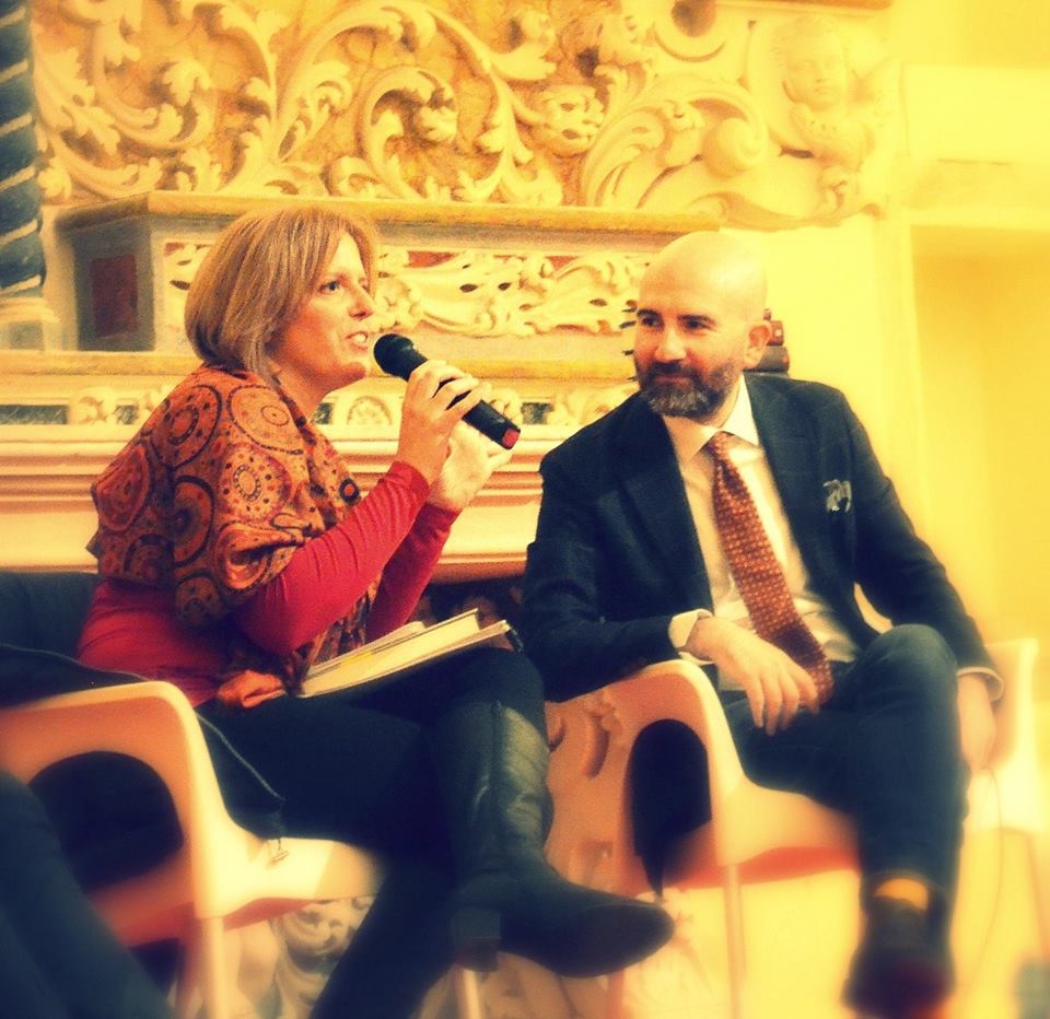 LibrSpecchia's tweet photo. Il grande @DonatoCarrisi e #laragazzanellanebbia emozioni senza fine @LibriLonganesi @illibraio @albcola https://t.co/1drHU7KBue