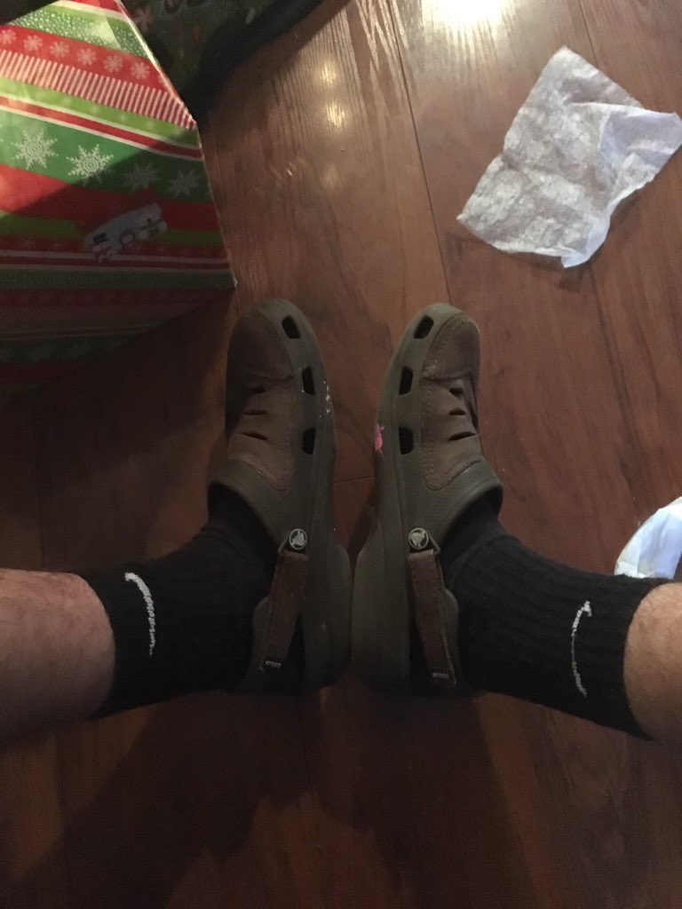 dmsims99's tweet image. but at least my crocs still fit me! #CrocsForLife #ilovecrocs 😍😍