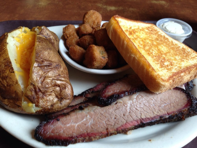 VansPigStands's tweet photo. It's beginning to look a lot like delicious. https://t.co/hivw6xsrRo