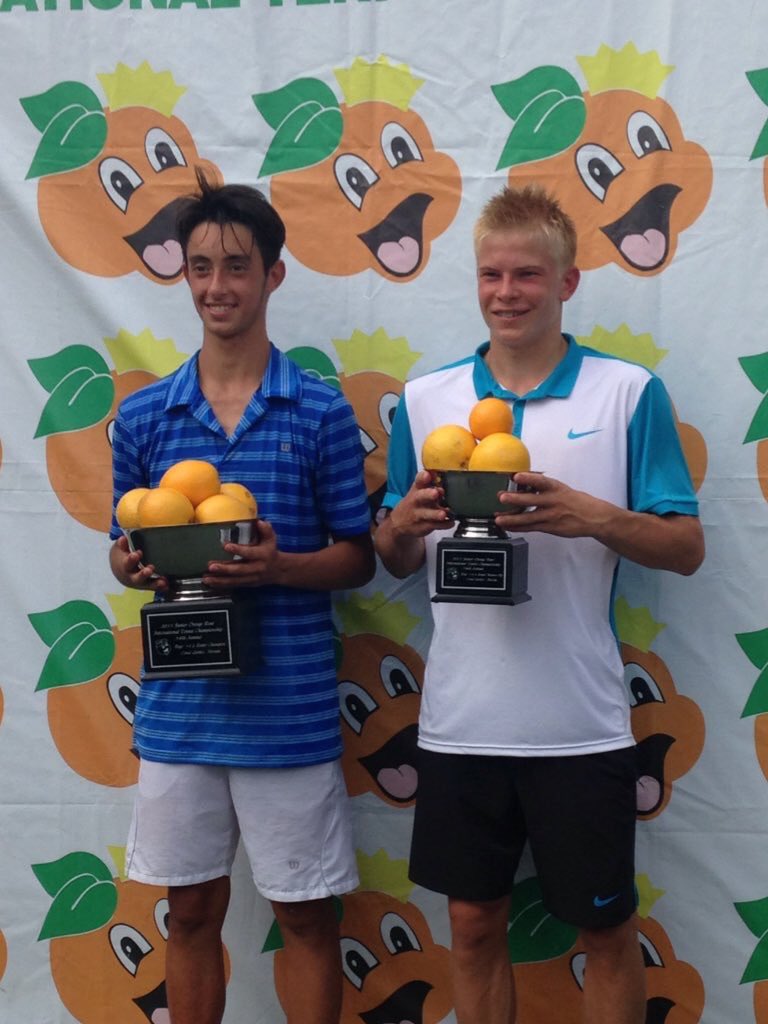 ETQNV's tweet photo. #OrangeBow Les dejamos una foto de @thiagotirante y Anton Matusevich (GBR) (vΓa: @JrOBTennis ) https://t.co/pAcvfdxA0Y