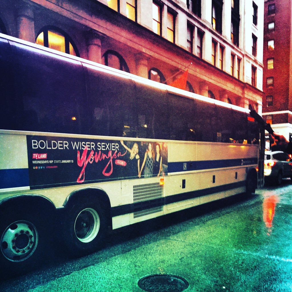 HDuffSupport's tweet photo. First bus promo ad for the new season of @YoungerTV spotted by @danamboyer in NYC! https://t.co/JwpcWkHa59