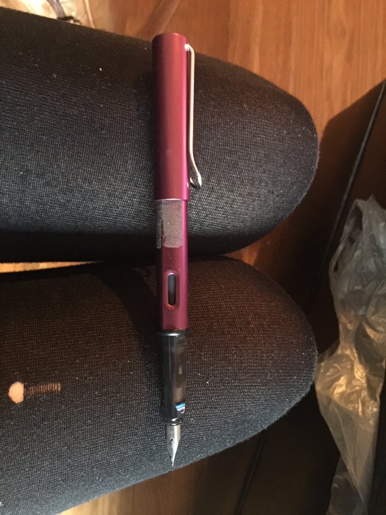 annabanana tweet media