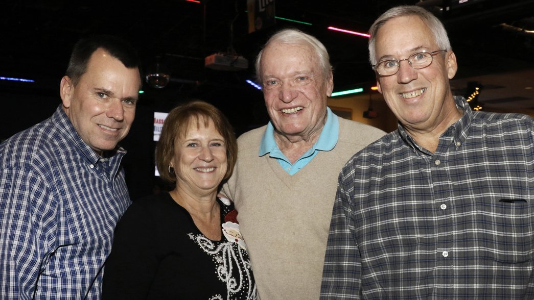 BillBrettBoston's tweet photo. Second batch of my photos from the #JeffCoombs Foundation event to help #militaryfamilies #charity https://t.co/0aXbFMRLn8