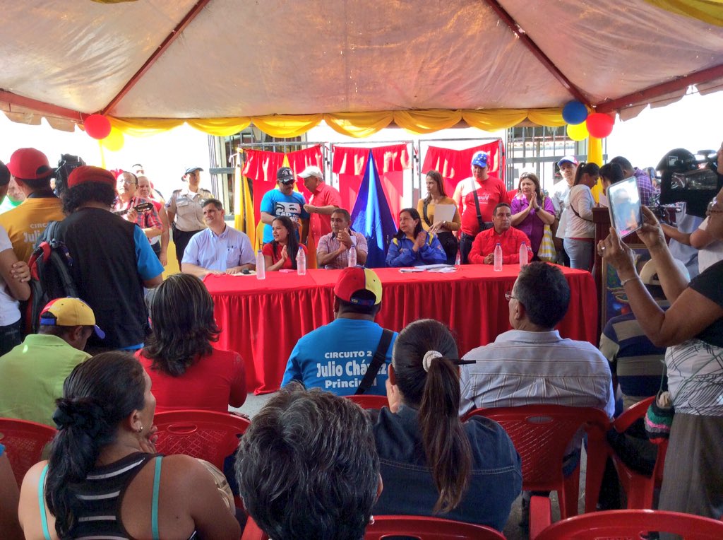 gestionperfecta's tweet photo. Hoy inauguramos en la pq Siquisique del mpio Urdaneta la Radio Base de Movilnet! Logros solo en revolución https://t.co/eiV6CM0XRy