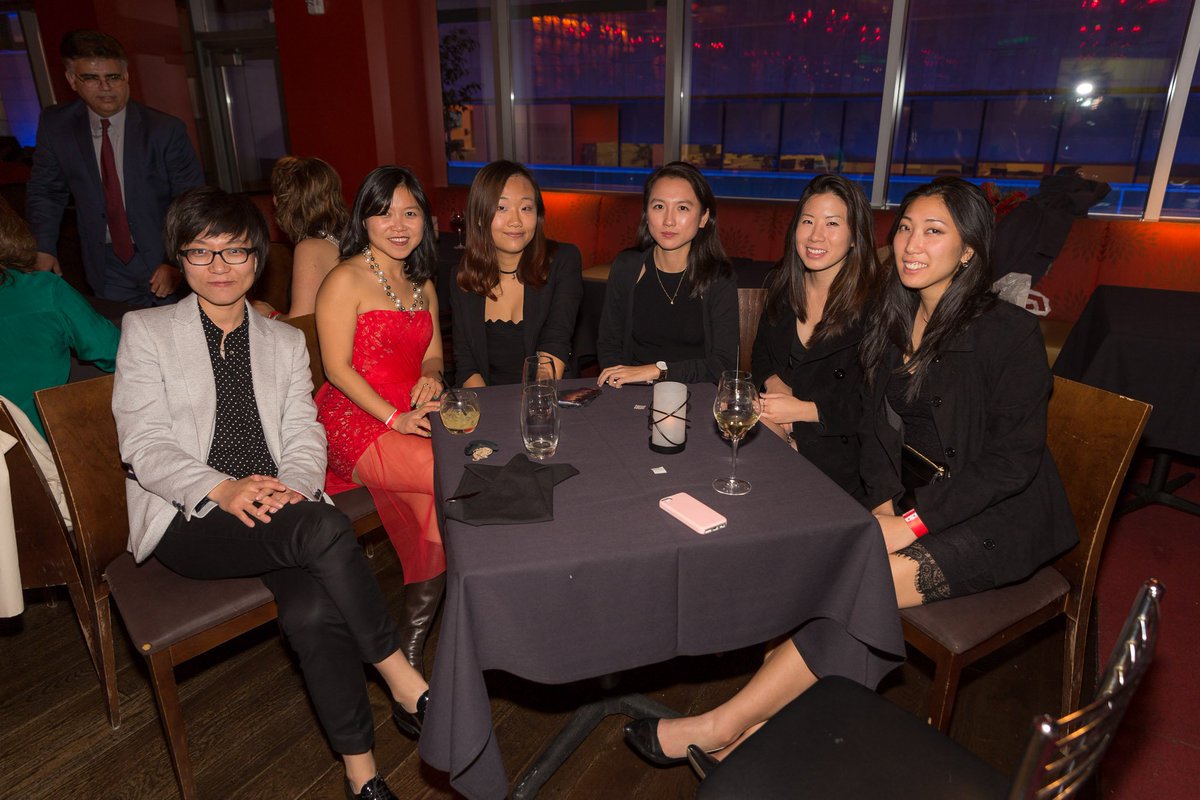 GregOtto_WPM's tweet photo. WPM LA office staff, team, interns, friends and family. #holidaypart
@WalterPMooreEng @Sanjeevtankha https://t.co/zVVldExAcd