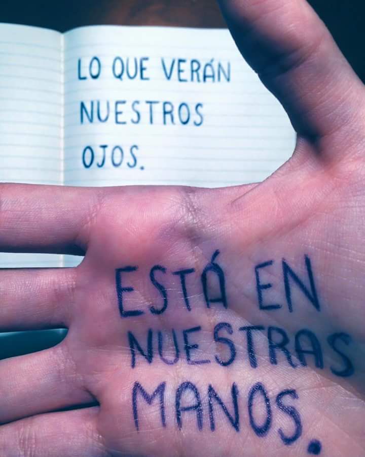 eloycanovas's tweet photo. #MuyFan de los #CuentosCocos de @cocoanimaux 👏 😘 https://t.co/eZGXDPterN
