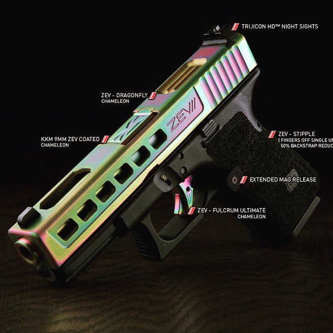 CayeAirsoft's tweet photo. Glock custom by ZEV 😮! #glock #guns #glockcustom #weapons #airsoft #cqb #airsoftbcn #airsoftmaniac #airsoftmadrid https://t.co/PlWQIZPcpv