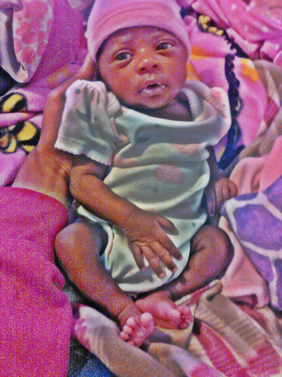 RiahAlexus96's tweet photo. Time is flying She Is already 1 Month 😘😘😍😍👶🏽���🏽 Baby #Royaltè https://t.co/czIu89cQ2W