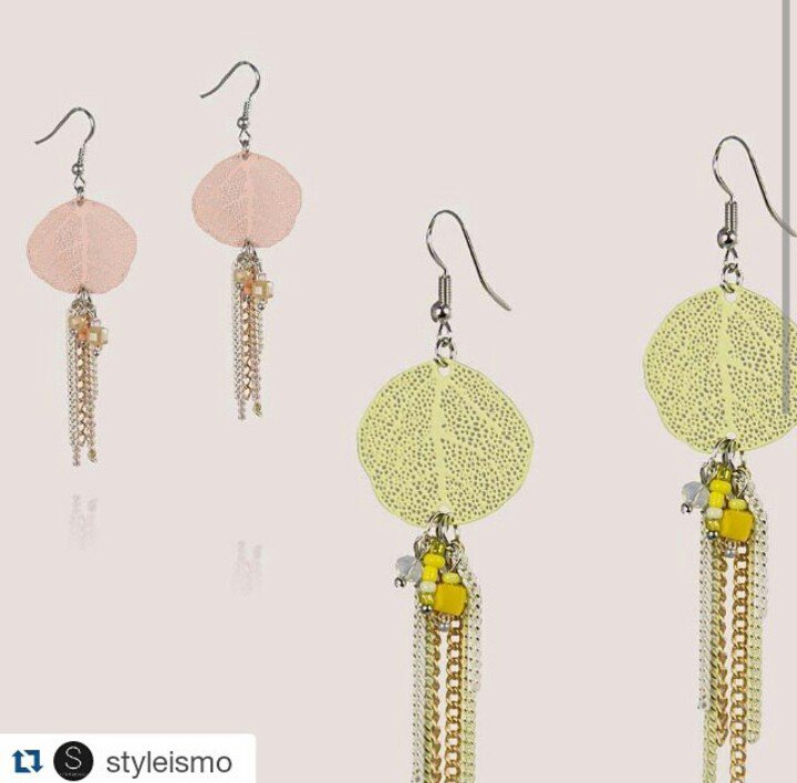 NovaAccesorios's tweet image. Hola pasteles 🎨 #Accesorios de #verano para combatir la lluvia. Link en bio! @Styleismo @NovaAccesorios