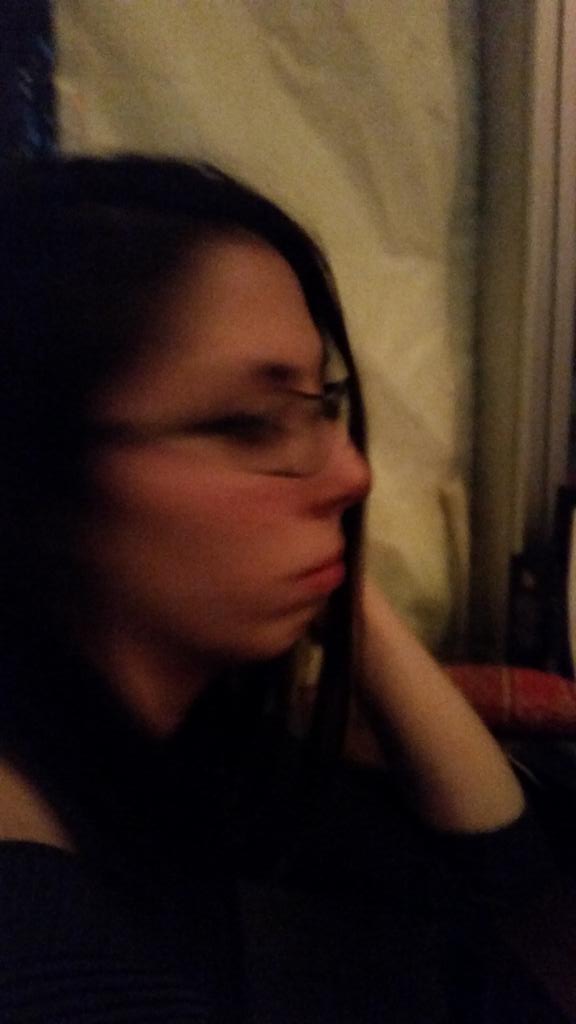 CapnOfTheDay's tweet image. Chillin' @ da'backhouse w/ my bae  (@BrianaGalea). Much love homiezzz #scrantonnight #gooseisdead #partymagic