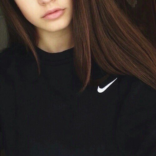 topics_2015's tweet photo. NIKE✔︎ https://t.co/7yGBgIIBfE