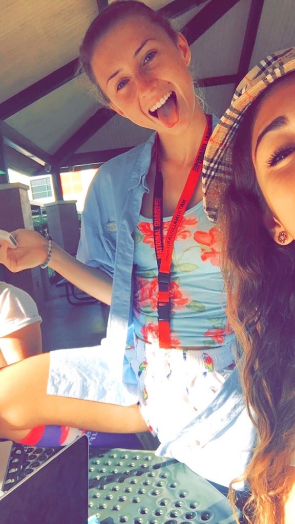 shaynasks's tweet photo. Happy birthday to my fav sloth! 💜@gabbeedee https://t.co/esf6q4825u