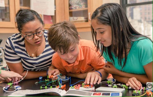 Makerspaces.com tweet media