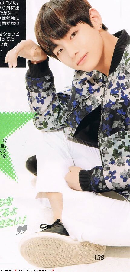 lovewith_v's tweet photo. [SCAN] #BTS @ POPTEEN MAGAZINE AUG. EDITION  #방탄소년단 #뷔 
©chansol_kook https://t.co/zti7jVyomF