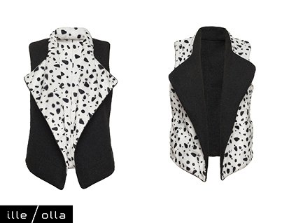 ille_olla's tweet photo. One of our favourite! :)
#FashionSanta #fashionblogger #Xmas #womankind https://t.co/ohu2G3JXPO