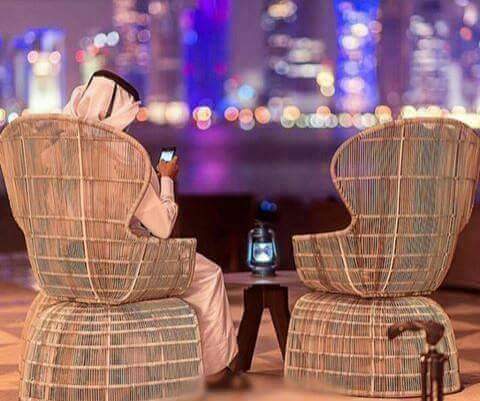 7557N_'s tweet photo. ياللي   تتابع وكنك ماتتابعني
شطر المريخي  وحولته  لـ تغريده
ياليت حرفي تبدل صوت وتسمعني
لاضاق صدرك ترد الصوت وتعيده https://t.co/oWGxwkVxfh