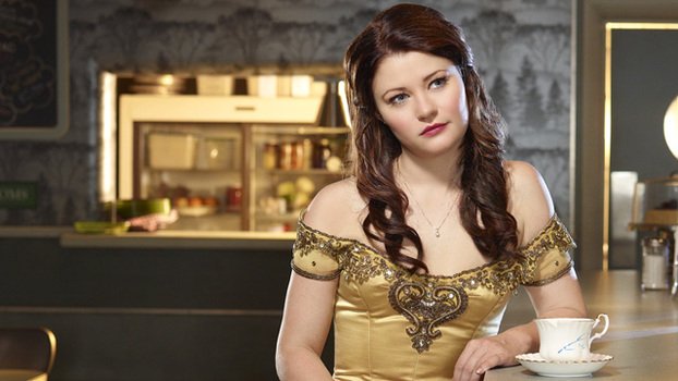 Happy birthday to & star Emilie de Ravin ( 