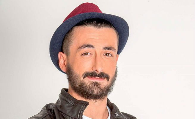 #LaNocheZaas203 finaliza con ENCUESTA MÁXIMA ¿Quién debe ganar #GHDirecto? VOTA 

RT Sofía
MG Aritz

#SemifinalGH16