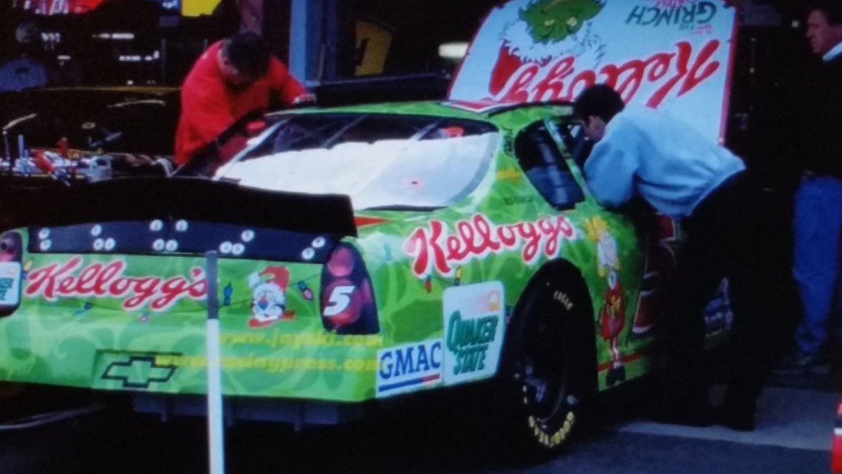wrangler3chevy's tweet photo. Christmas car @jwlpc @nascarvet @toomuchcountry @RMinENC @Gbp43 @DollarDawg43 @bakerracingpix https://t.co/tzLc7Cl48m