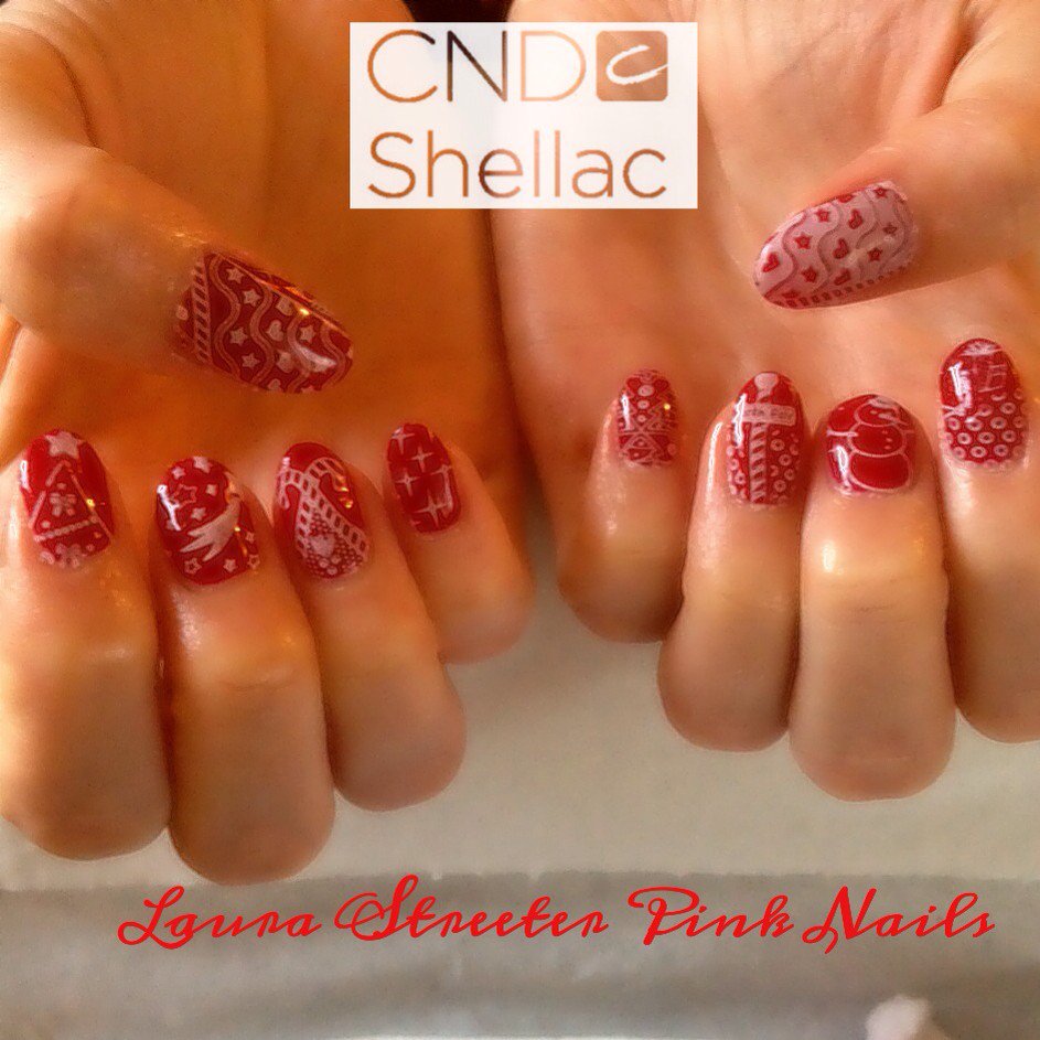 Pink_Nails_UK's tweet photo. More #nails #nailart #christmasnails using @CNDWorld #cndshellac #shellac &amp; @MoYouLondon #stamping #notd #christmas https://t.co/H5xvQ4mS8T