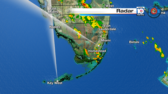 Rain moving through SFL. @TrentAricTV has your forecast now until 6:30pm. https://t.co/phIdNBymjE