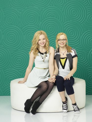 maddierooneycom's tweet photo. me and my sis https://t.co/sPsa8wBDny