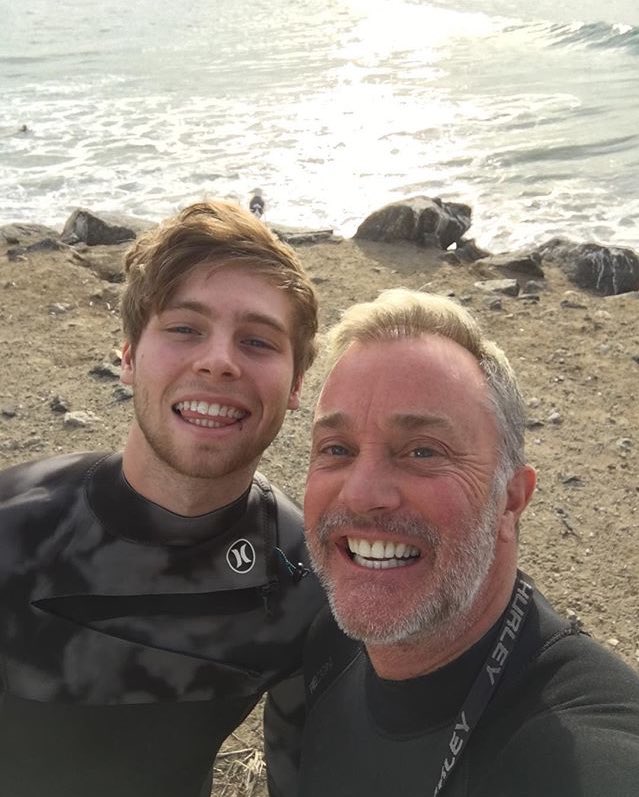 fckingaxel's tweet photo. Honolulu has some gnarly waves dude 🏄🏼 SHA ! https://t.co/SjS0dQMXZH