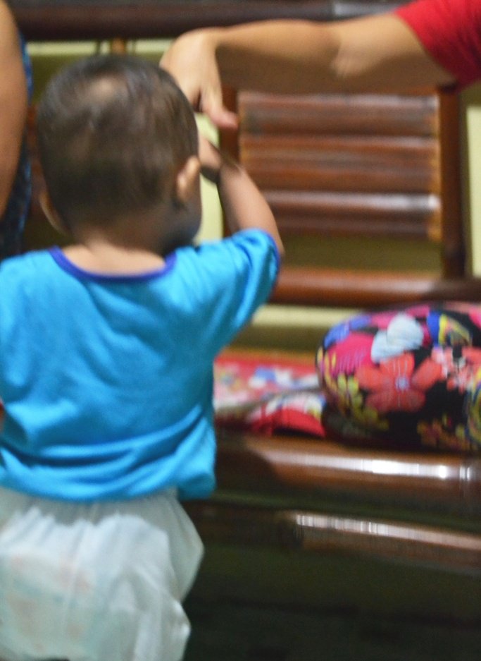 mcpadaoan's tweet photo. Nagmamano si Kiko ohh.. #Nephew #PoliteMode 😉😉😉😉 https://t.co/7esK3KCxYo