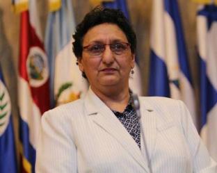 LaPagina's tweet photo. #NacionalesDLP Lorena Peña sobre Bukele : "No necesitamos que nadie nos amenace con irse."  https://t.co/AQ0mFB5KUX https://t.co/4G0kj4w1IH