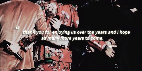 anchorvliam's tweet photo. Piango. #WeAreAll1D https://t.co/zXcYFjKtvx