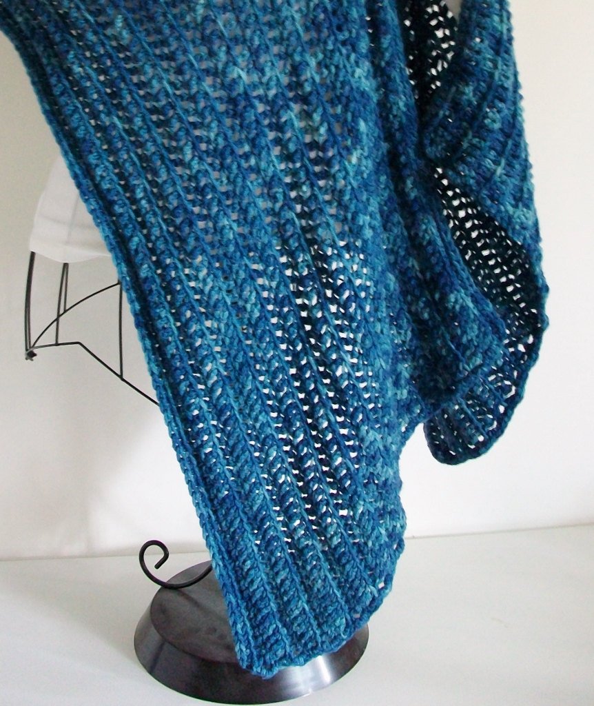 Bluestockinette's tweet photo. Easy Crochet Pattern Boho Rustic Crochet Shawl Wrap Poncho Pattern https://t.co/Yl4xOWdzgN #etsymntt #CapePattern https://t.co/f2Zf70YAu0