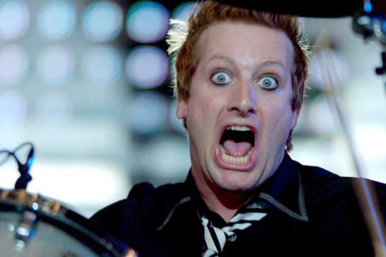 Happy (late) birthday to my favorite drummer of all time,Tré Cool!    