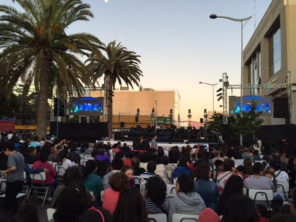 Estamos próximos a iniciar Concierto de Navidad de #Ovalle #Cascanueces <a href="/OvalleMejor/">#OvalleMejor</a> <a href="/consejocultura/">Culturas</a> @SinfonicaULS