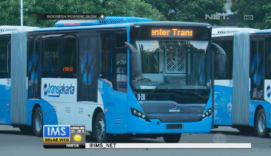 IMS_NET's tweet photo. Pemerintah DKI Jakarta luncurkan 320 Bus Kopaja Terintergrasi dengan TransJakarta https://t.co/dJya79jp7P