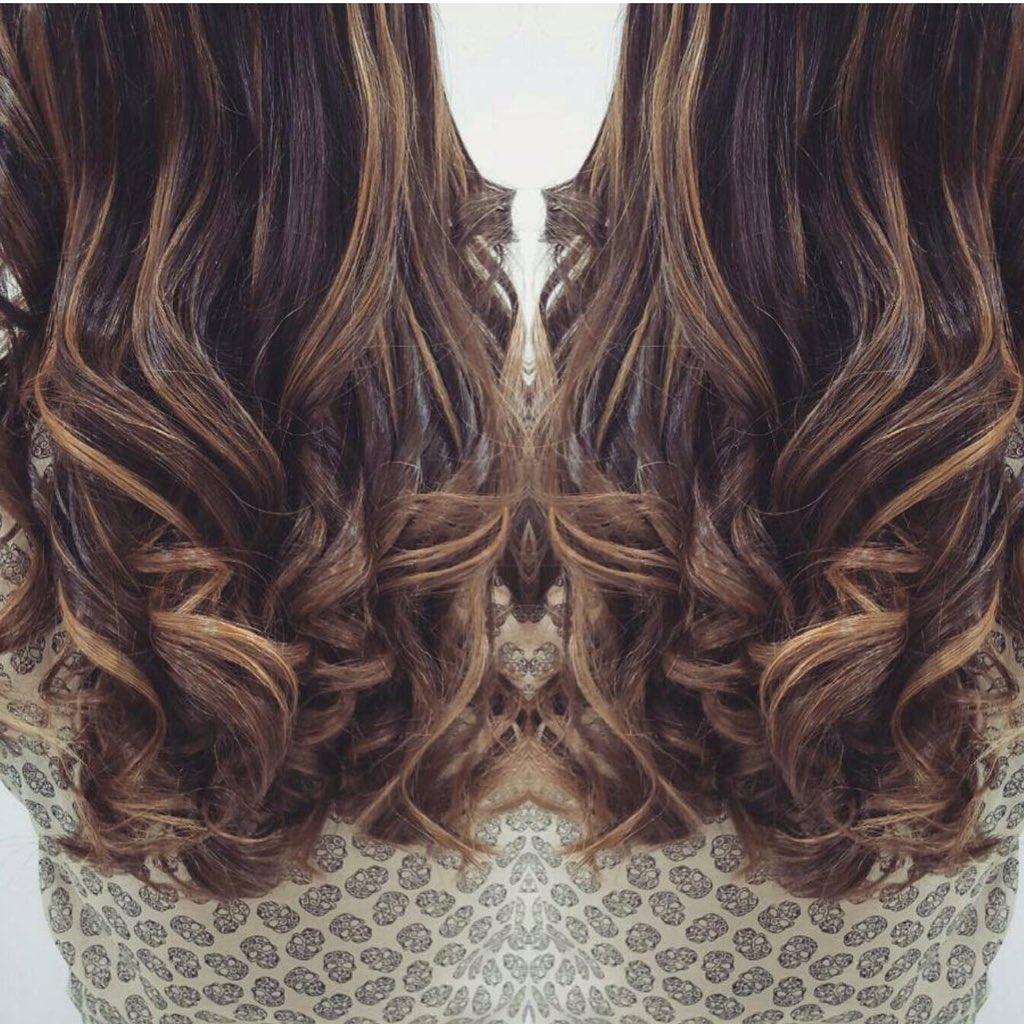 YuliaConY's tweet photo. Awesome new hair style by @I_amNemo 💇🏻👌🏻 #balaye #haircutstyles #haircolorideas https://t.co/LoO5i9pTdu