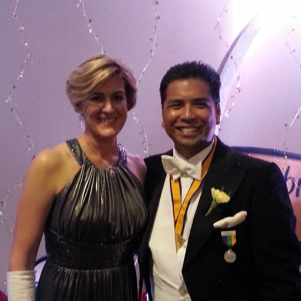 stlpr's tweet photo. Ann Marie and I are enjoying ourselves at the G.O. reception at #vpball https://t.co/GUm0hI5gHj #ammcomm https://t.co/7akqSGJknN