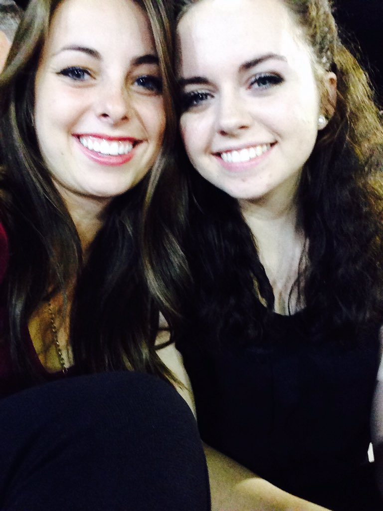 MoniqueLeRoy2's tweet photo. I miss Megan😔 @meganstewarttt https://t.co/G88B0EXnlc